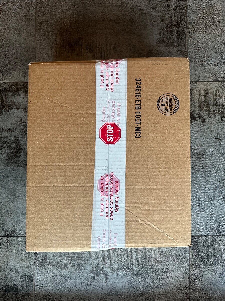 Pokémon - Surging Sparks ETB Sealed case - 3