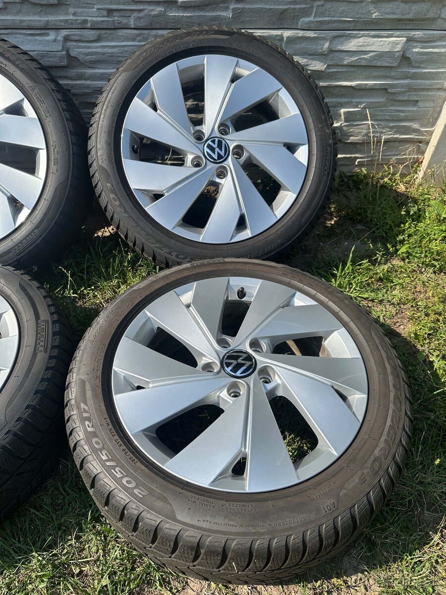 Zimná sada R17 original VW Golf 8 - 3