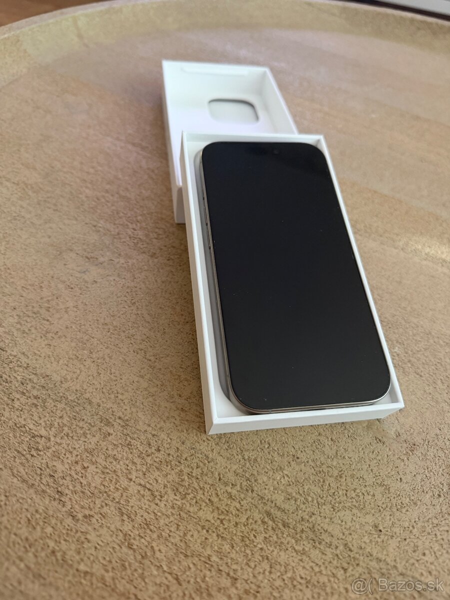 iPhone 16 PRO 256GB - 3