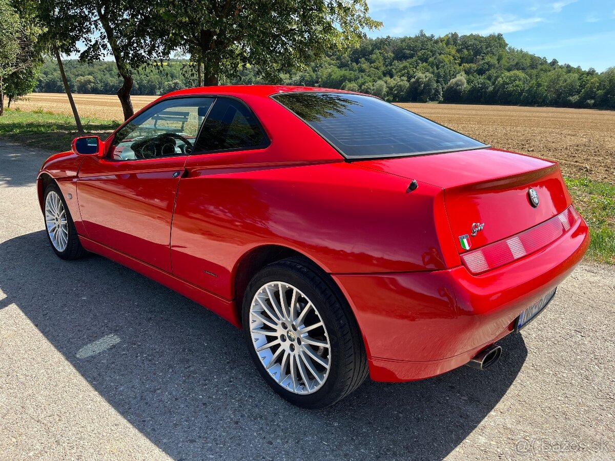 Alfa Romeo GTV 2.0 TwinSpark - 3