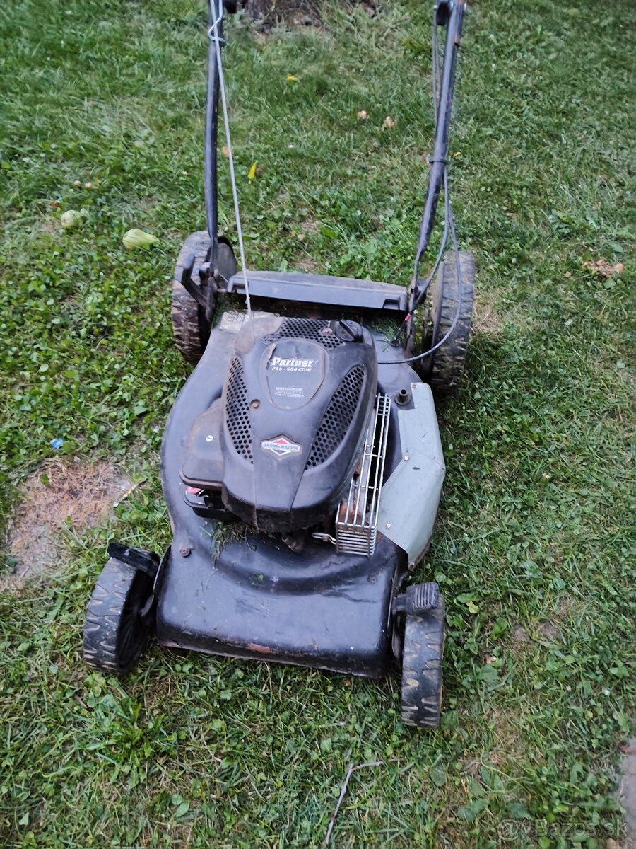 Benzínová kosačka Partner P46-500CDW - 3