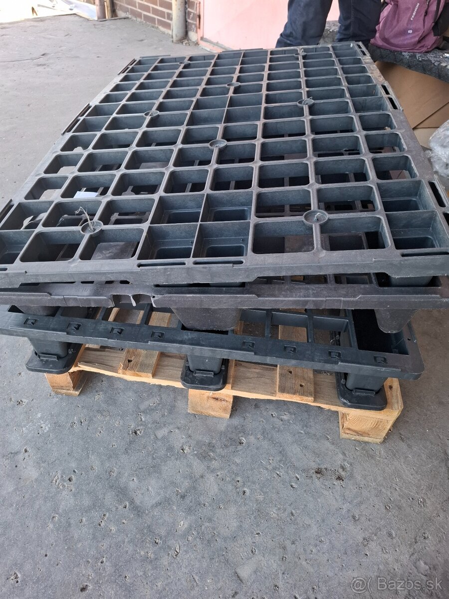 Plastove palety - 3