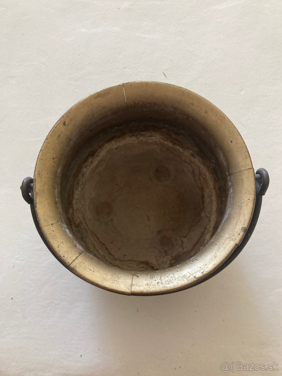 Medený/bronzovy kotlík - 3