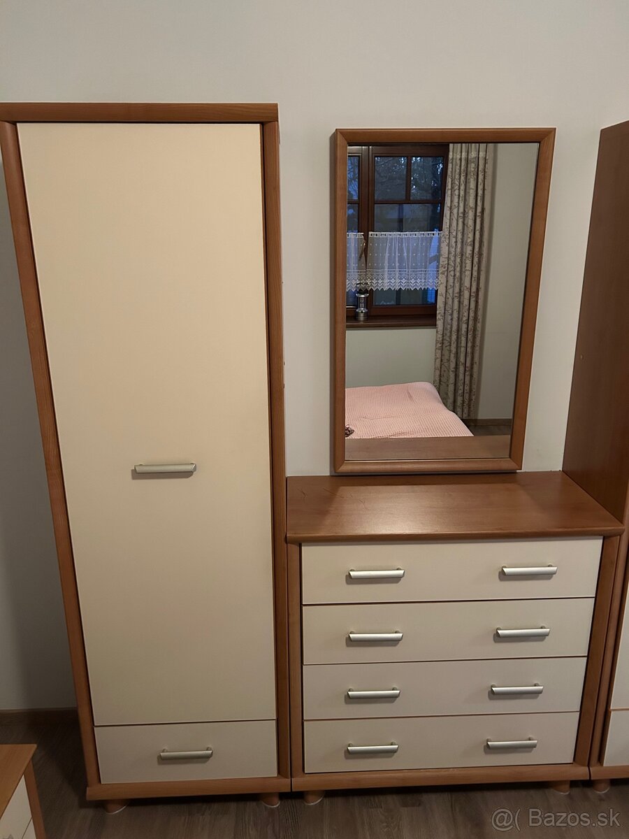 Skriňová spálňová zostava - 3