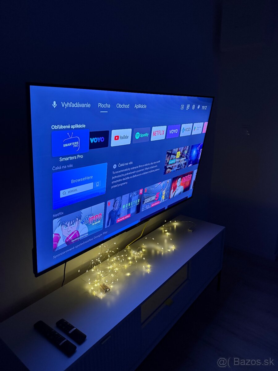 TCL 55” 4K Smart TV + drziak + 2 ovladace - 3