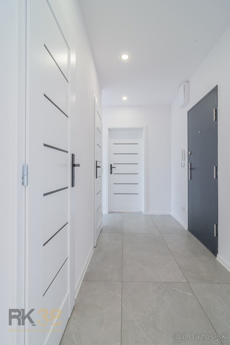 Na predaj štýlovo zrekonštruovaný 2-izbový byt na Novom Juhu - 3