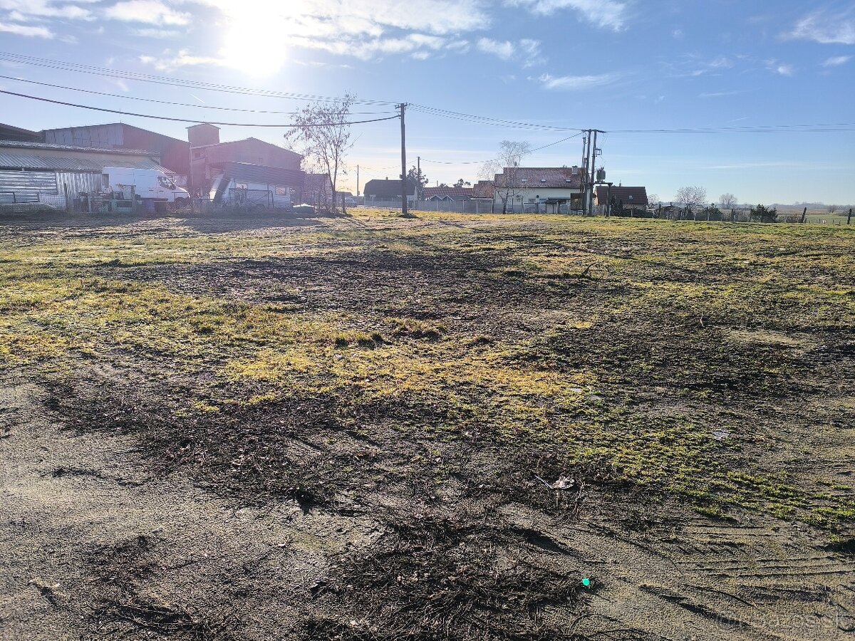 Prenájom pozemku na parkovanie alebo skladovanie - 3