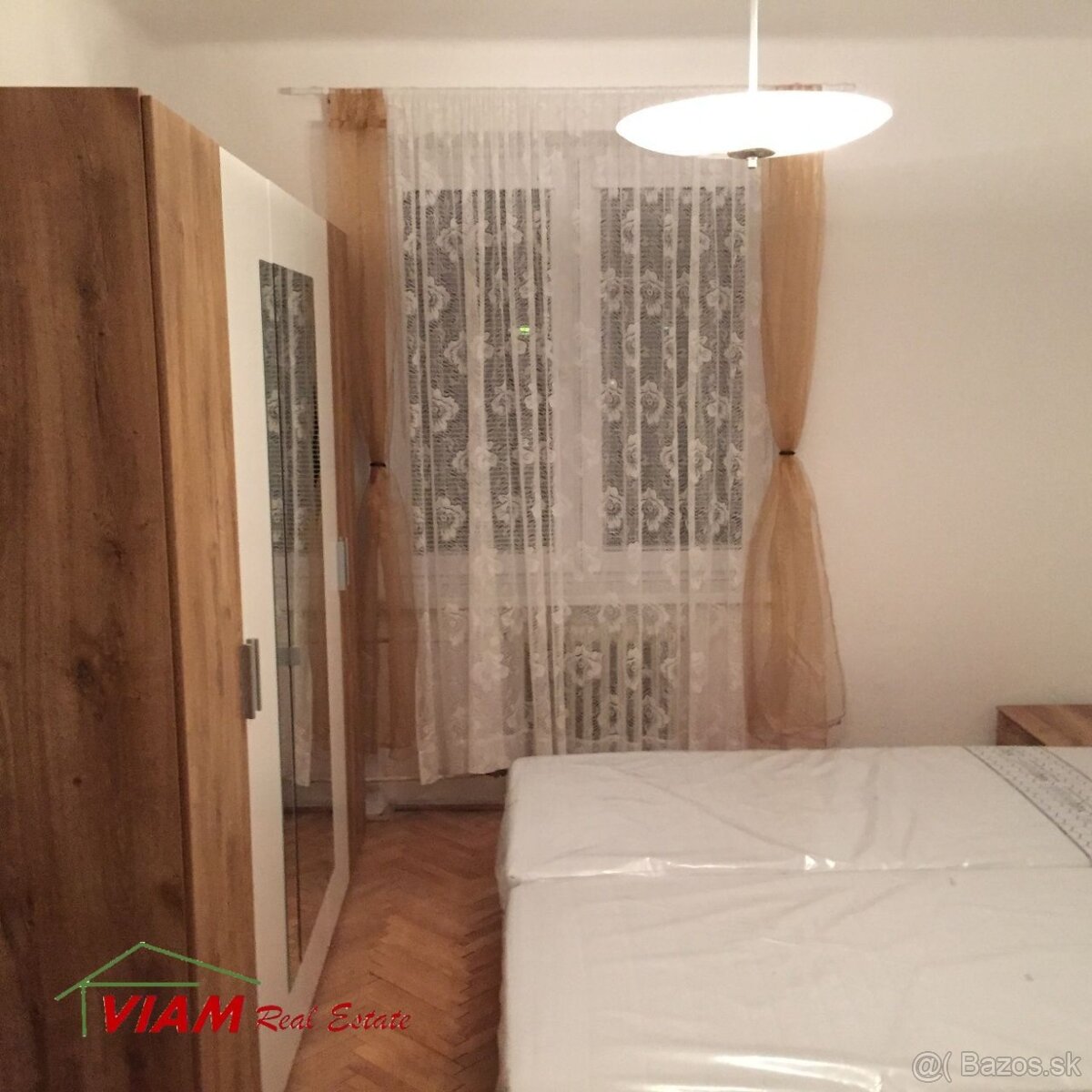 Na predaj 3 izbový byt Trenčín, 28. októbra - 3