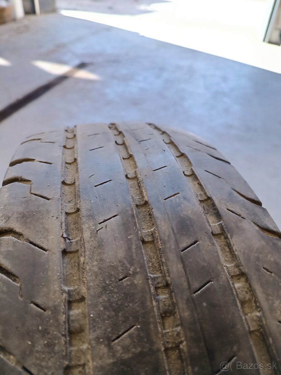 Predám letné pneu Continental 215/75 R16C. - 3