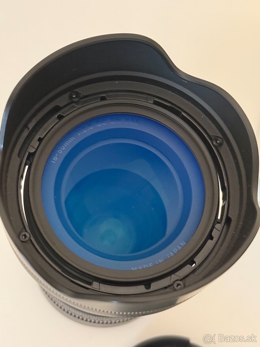 SIGMA 18–50mm f/2.8 DC DN Sony E / APS-C - 3