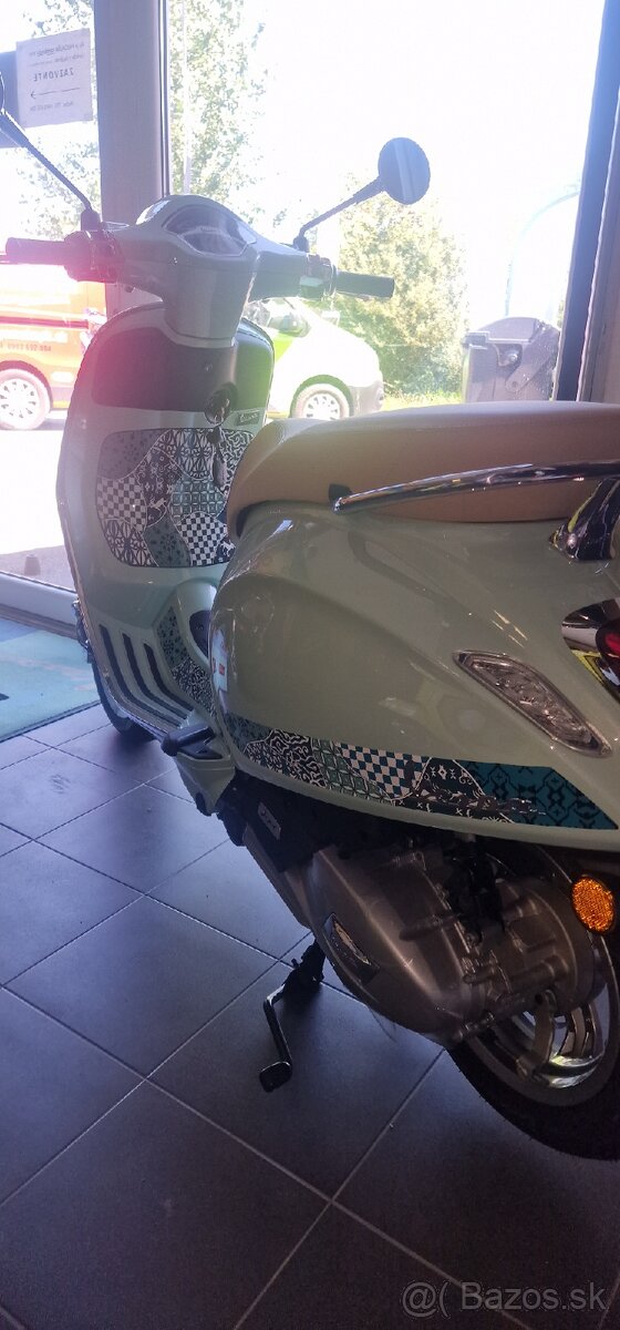Vespa Primavera 125 Batik - 3