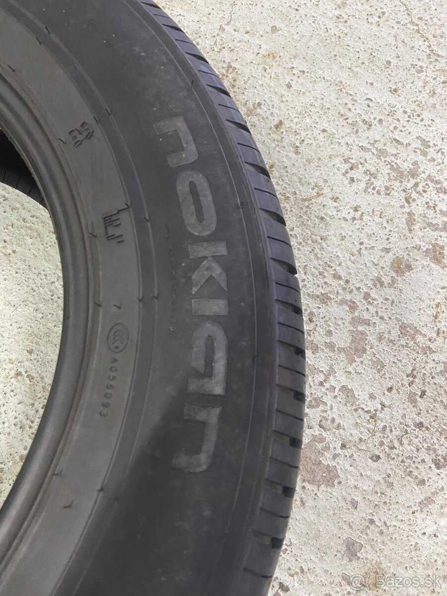 Nokian 215/65 R16 letna 1ks - 3