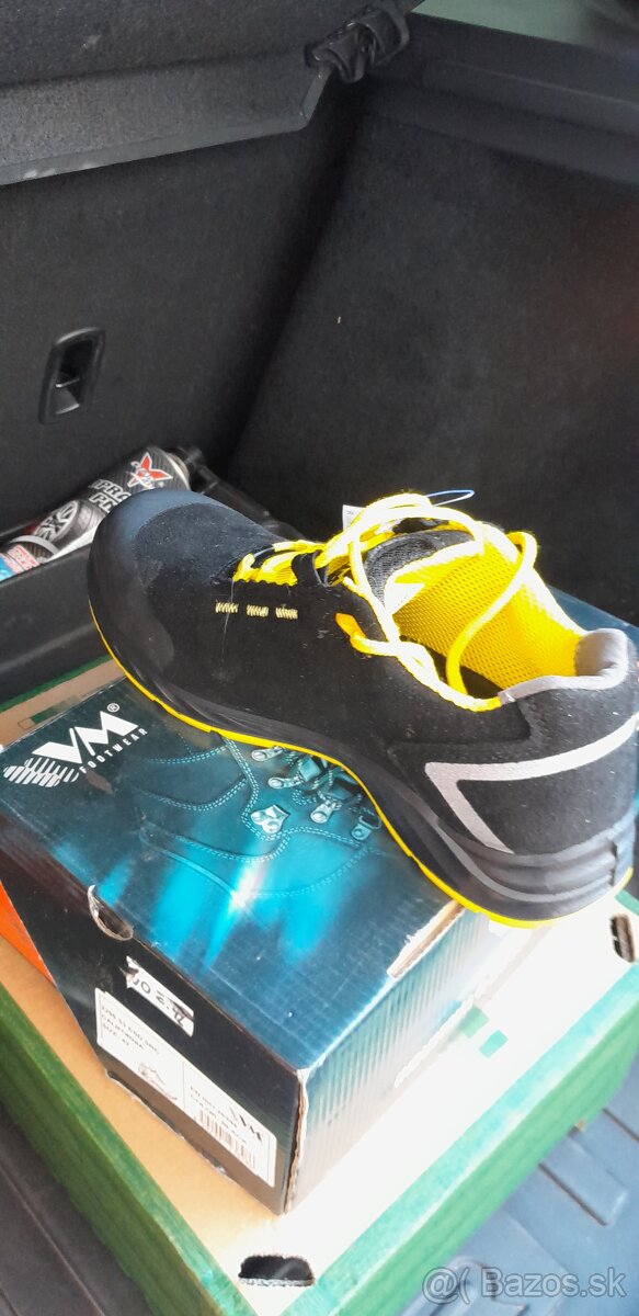 Pracovné topánky tenisky č42 - 3
