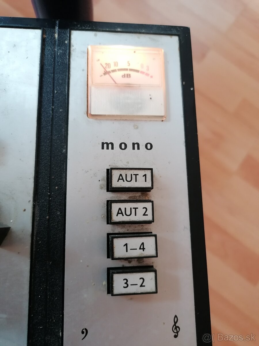 Retro - 3