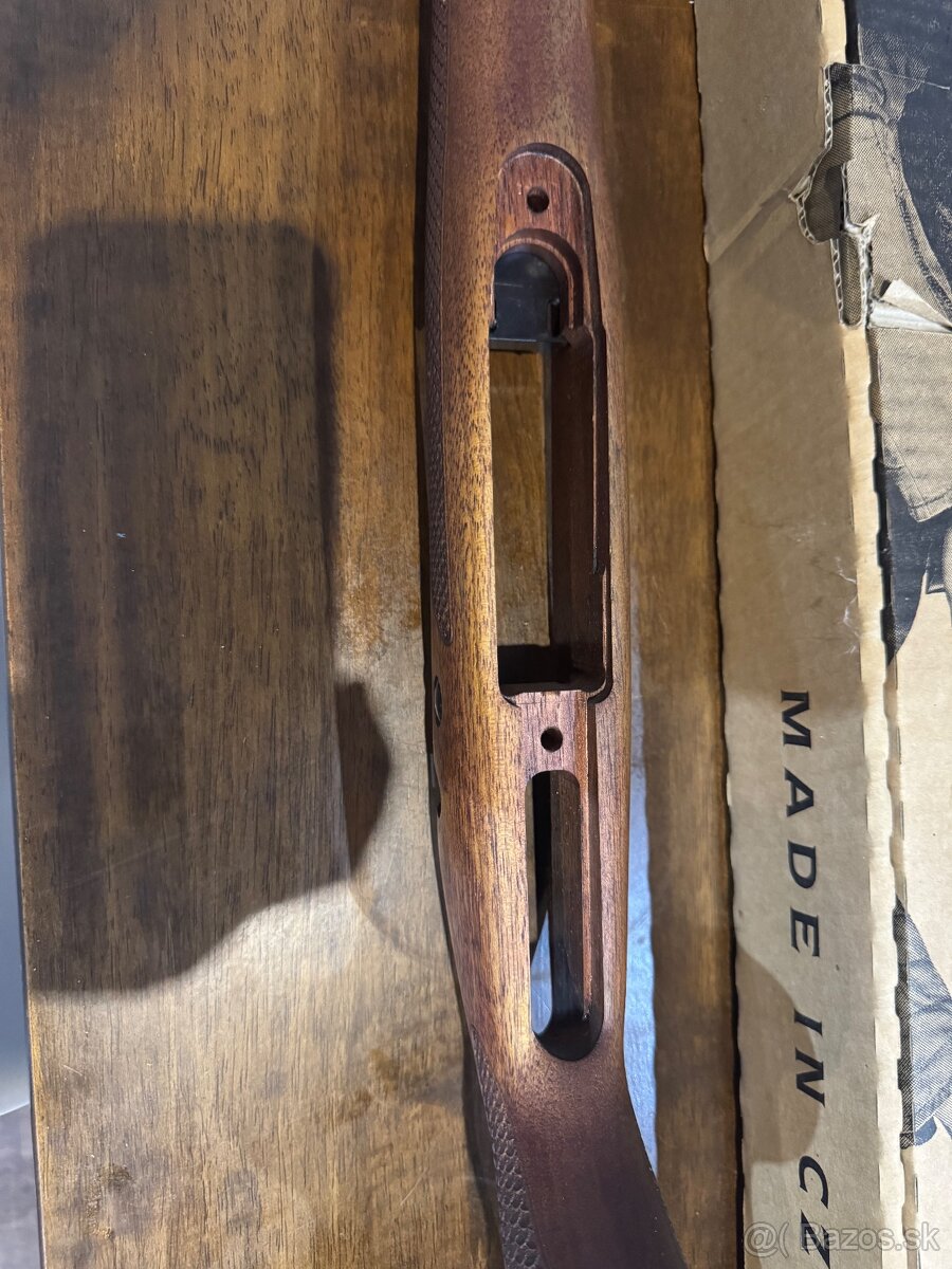 Pažba CZ600 Lux - 3