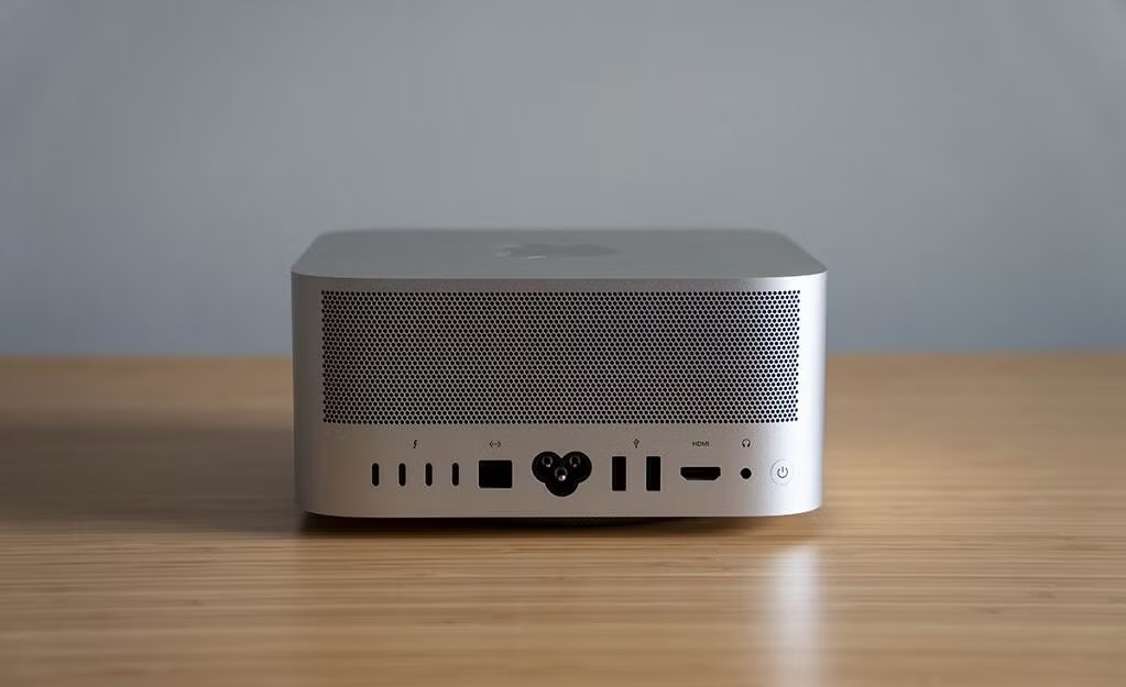 Predám Mac Studio M1 ULTRA 128GB RAM - 3