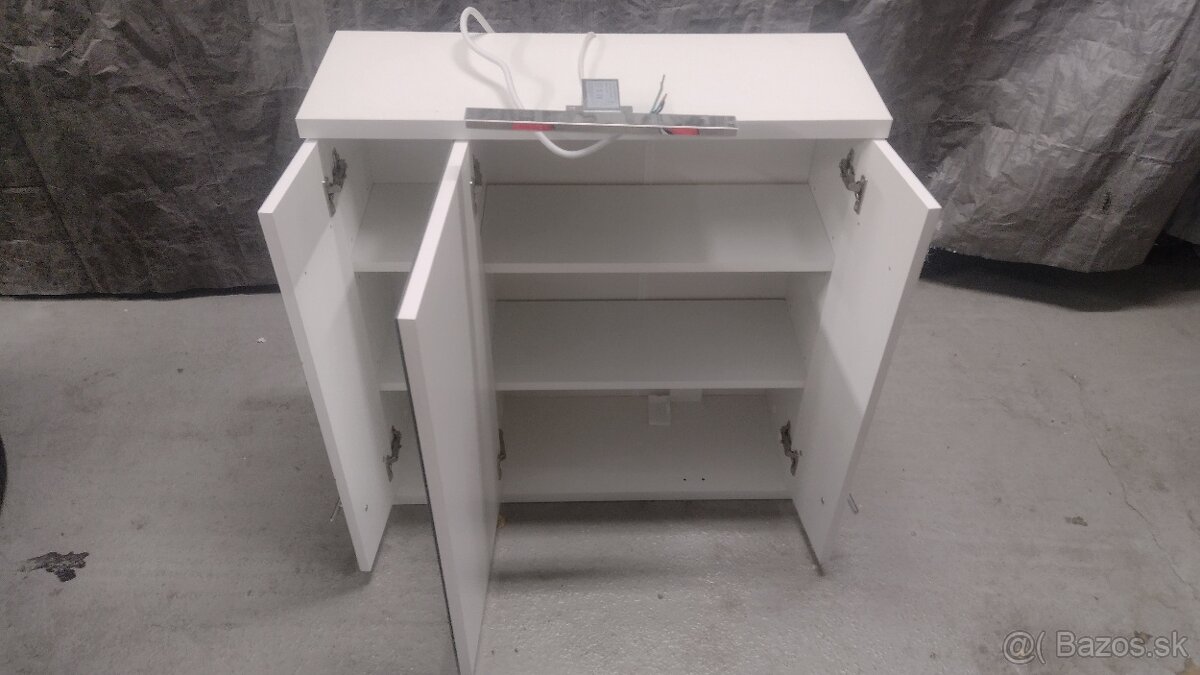 Kupelnova skrinka (70/72/24,5) - 3