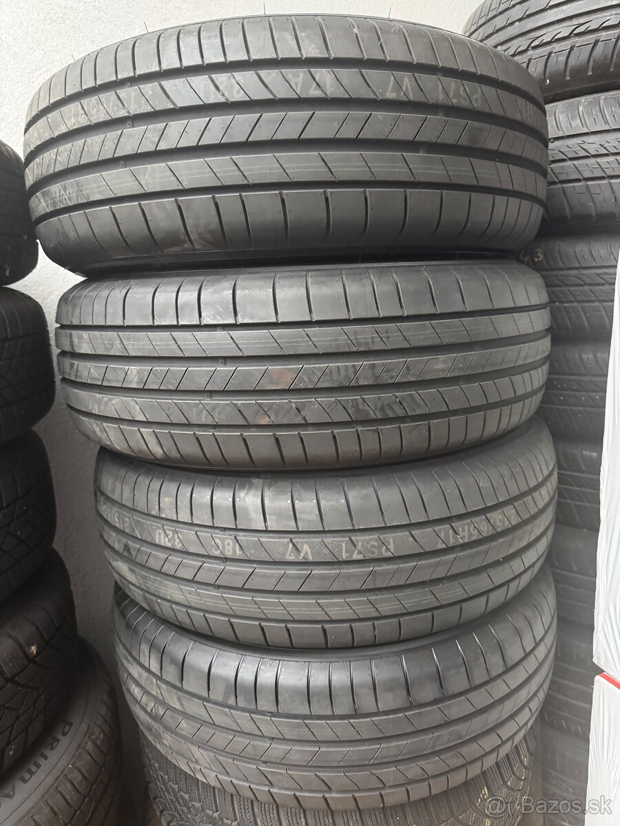 w tiguan 215/65r17 - 3