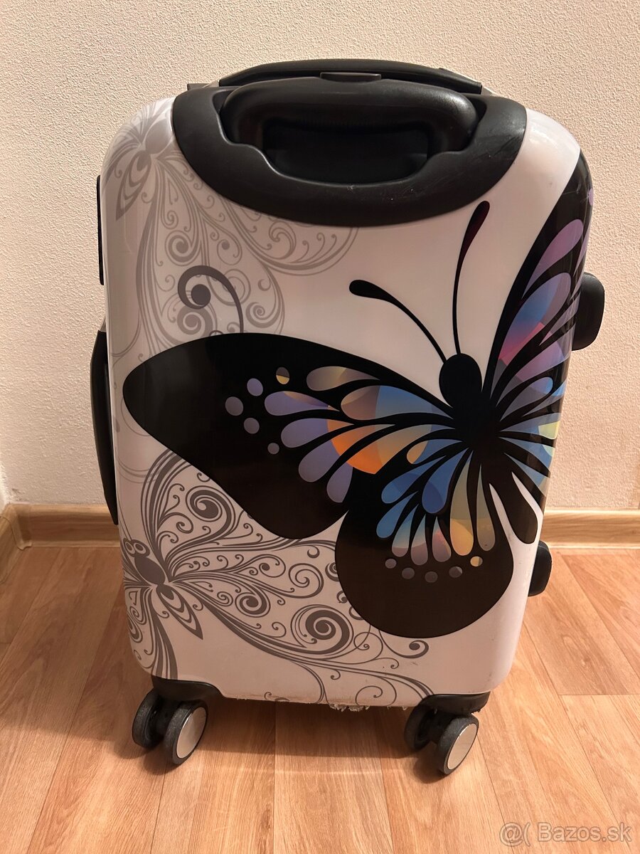 Cestovný kufor plastový S - 3