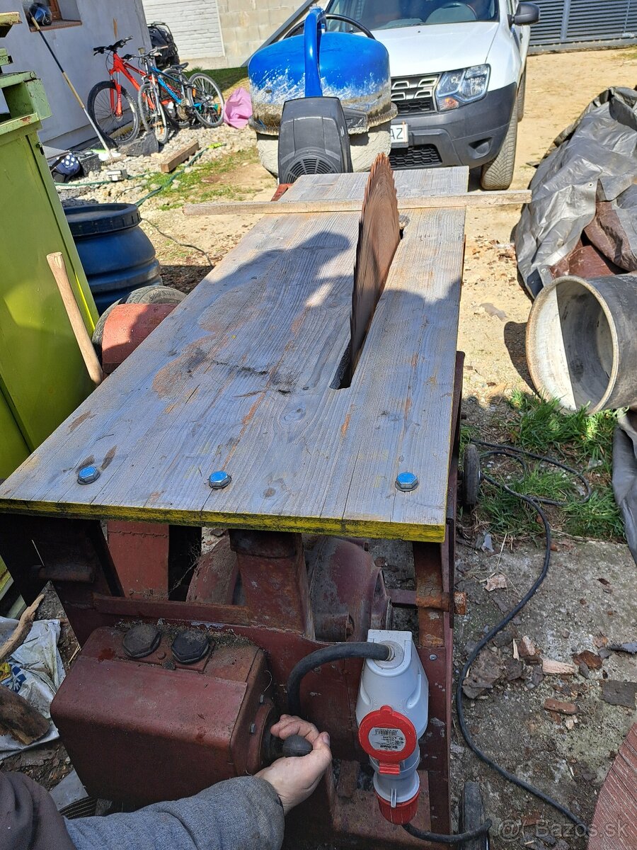 Cirkulár na drevo 7,5kw - 3