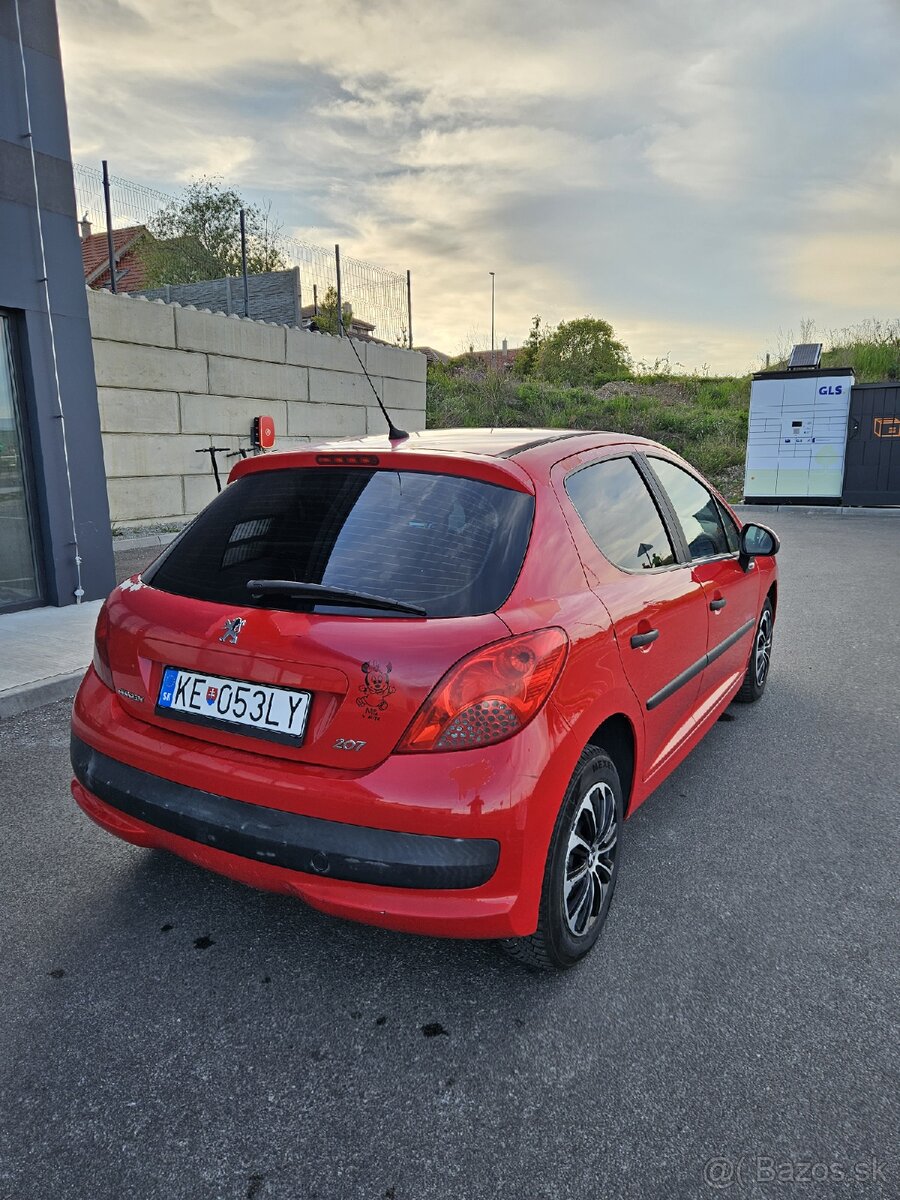 Peugeot 207 1.4 - 3