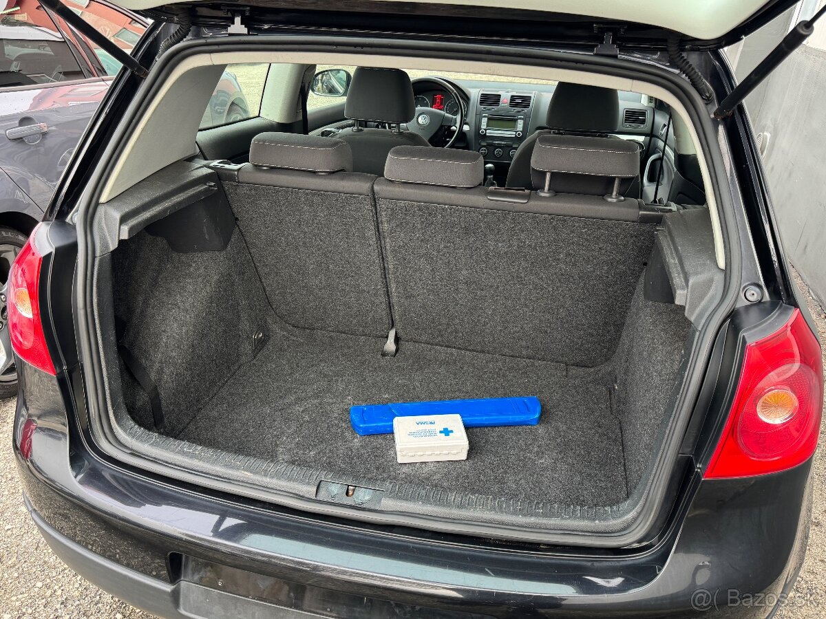 Interier VW Golf 5 3dv verzia - 3