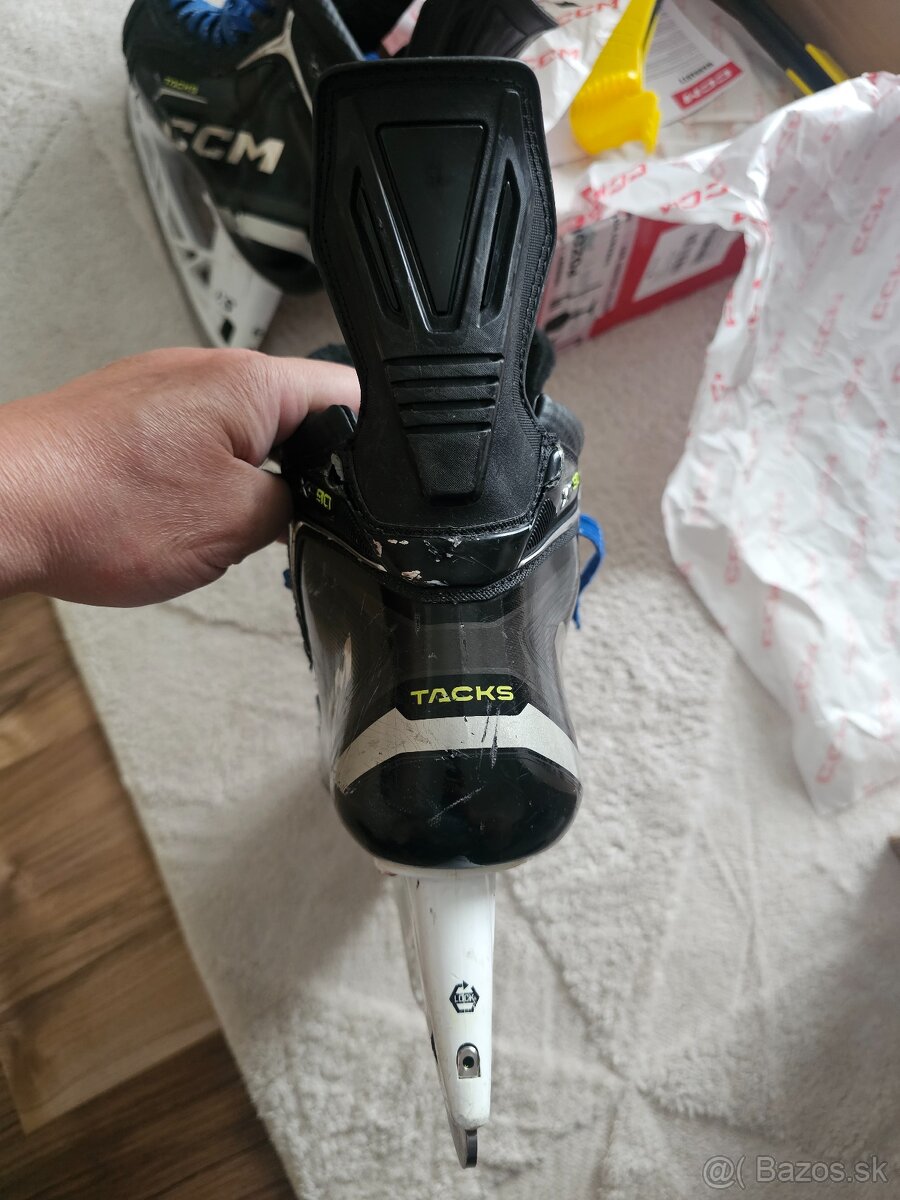 CCM TACKS XF90 - 3