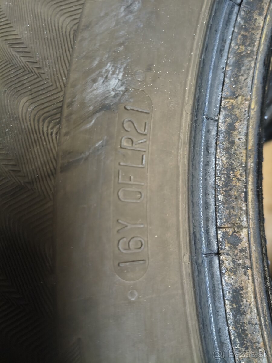 205/60 r16 - 3