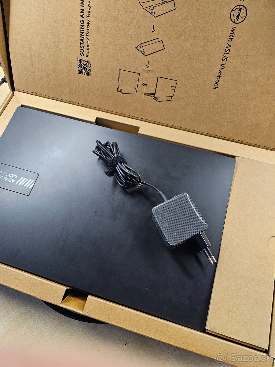 ASUS Vivobook Go 15 ako nový - 3