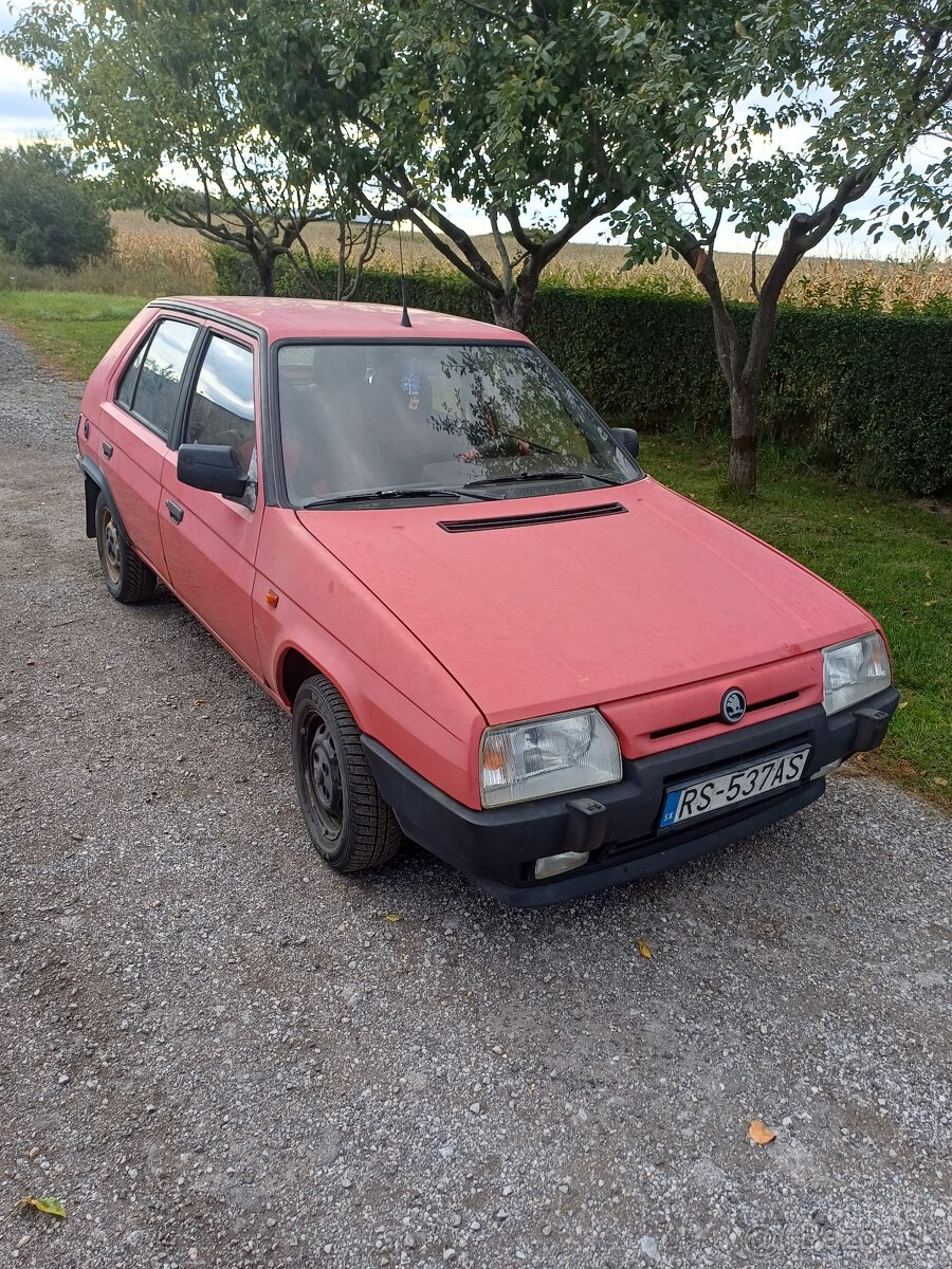Škoda favorit - 3