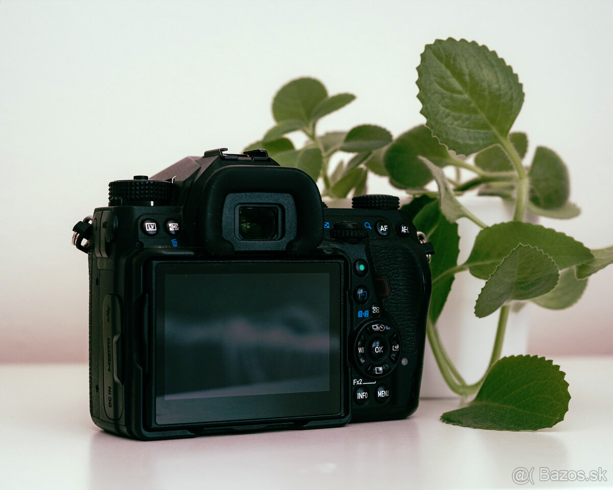 Pentax K1 Mark I - 3