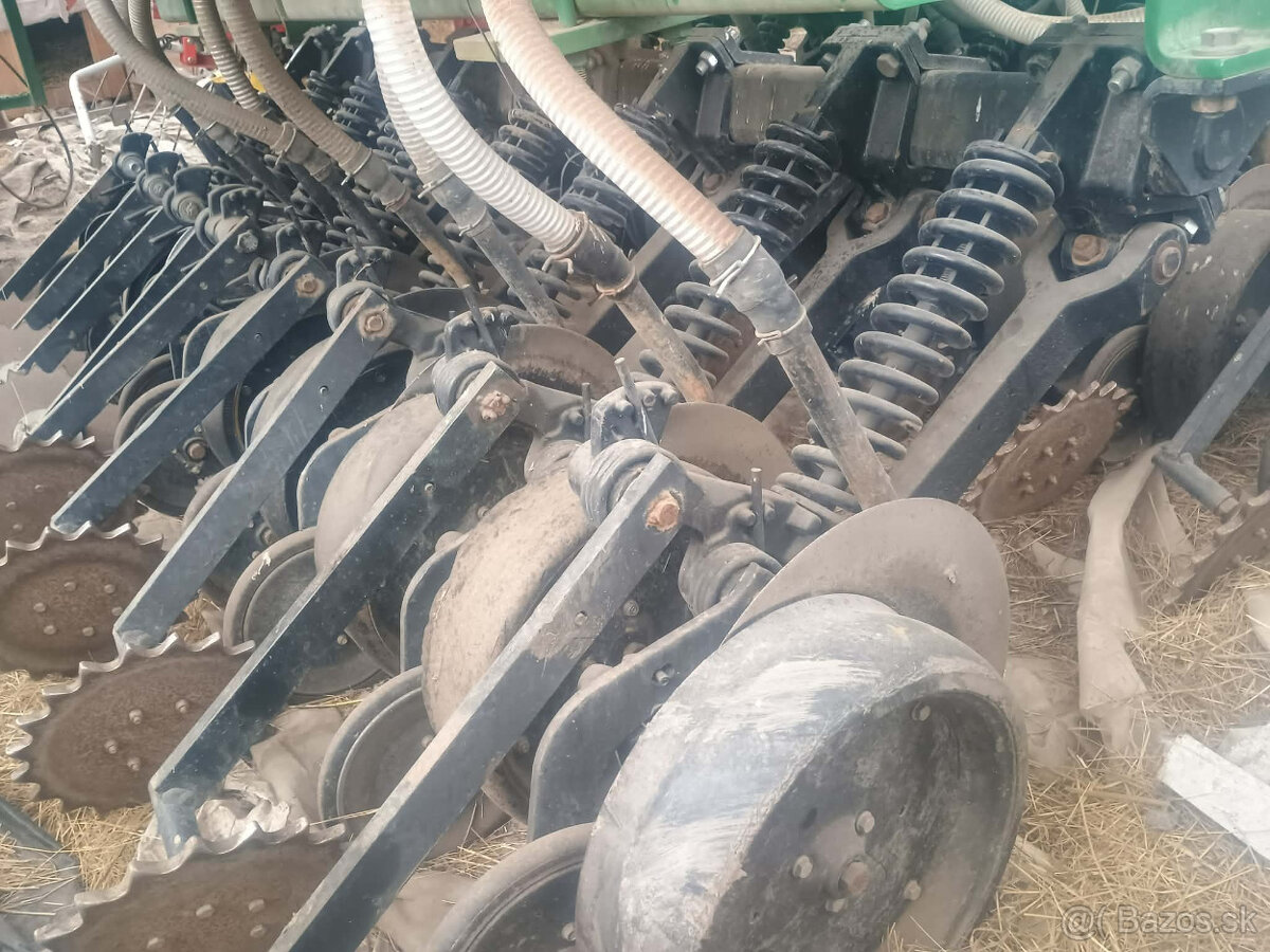 John Deere 750a - 3