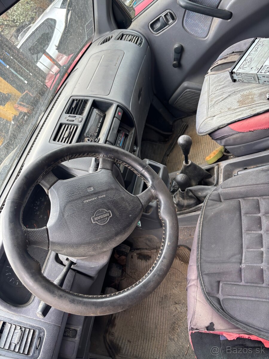 Nissan teranno - 3