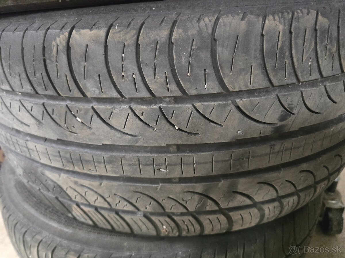 Predam pneumatiky Pirelli 265/40 R20 - 3