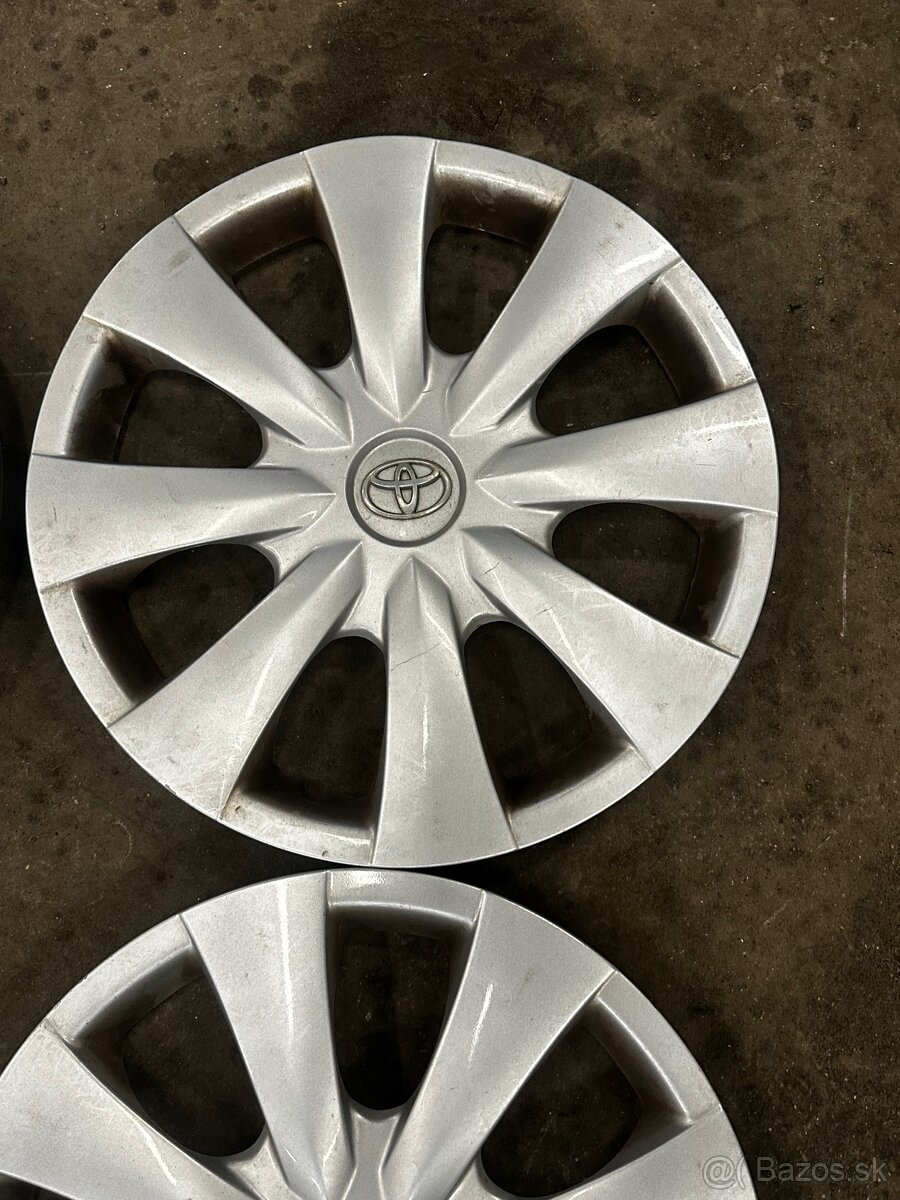 4x TOYOTA PUKLICE 15” - 3