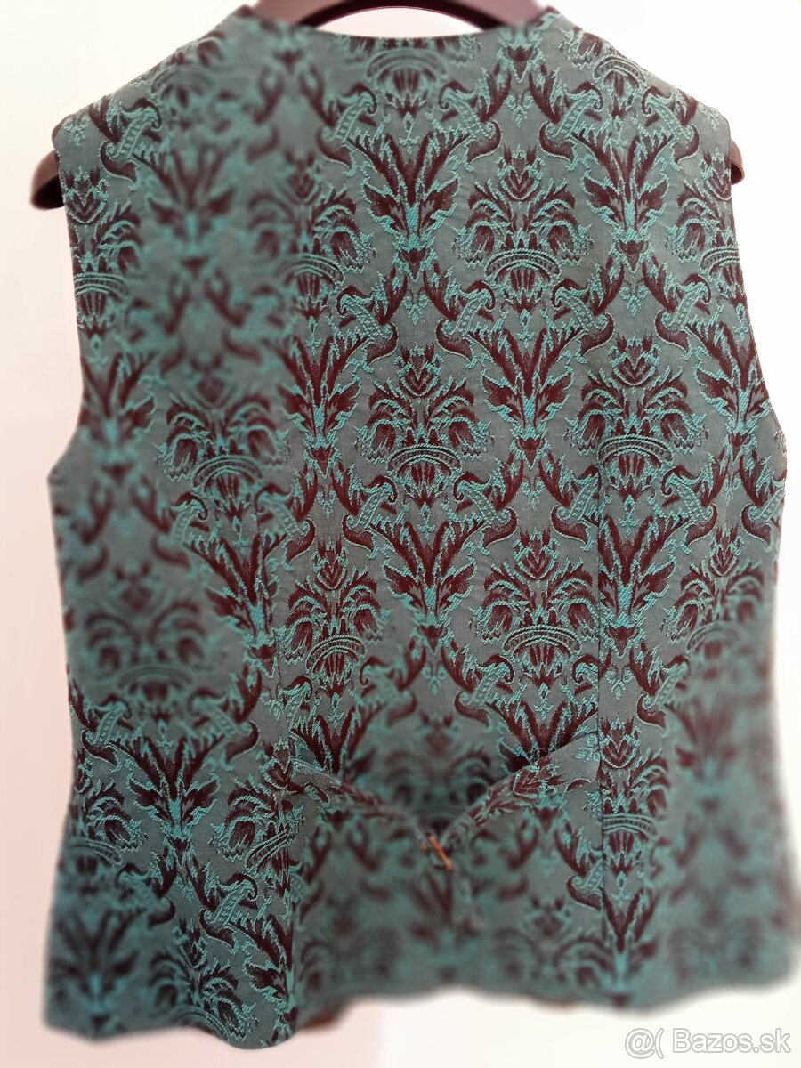 Komplet vesta a sukňa č.40 dve verzie 10€ každý - 3