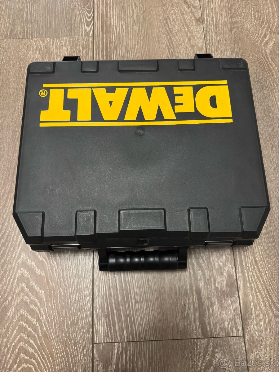Aku vŕtačka Dewalt DCD771D2 - 3