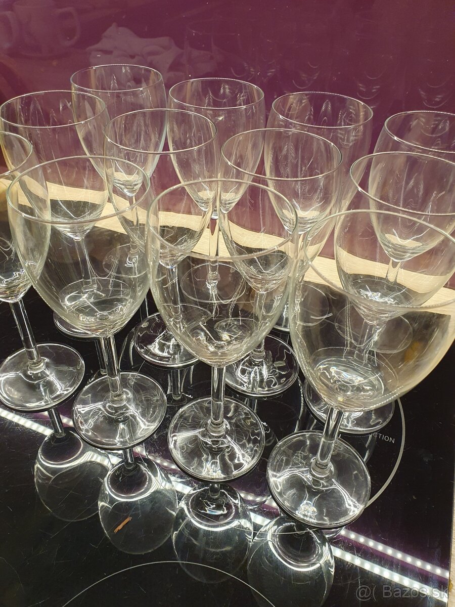 Sklenene pohare na stopke - 3