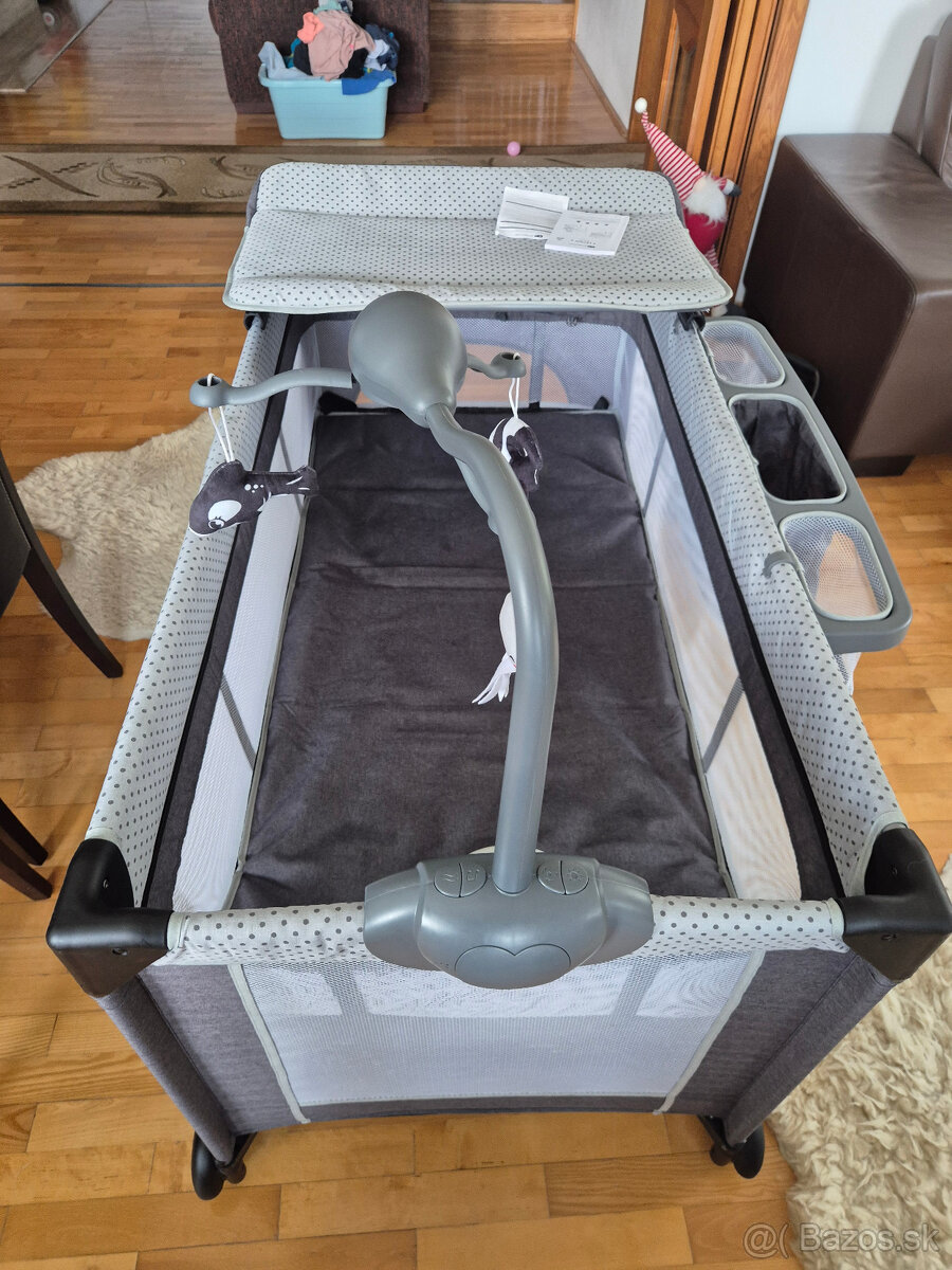 Polohovatelna cestovna postielka + prislusenstvo - 3