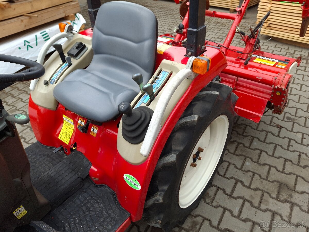 Malotraktor Yanmar AF120 - 3