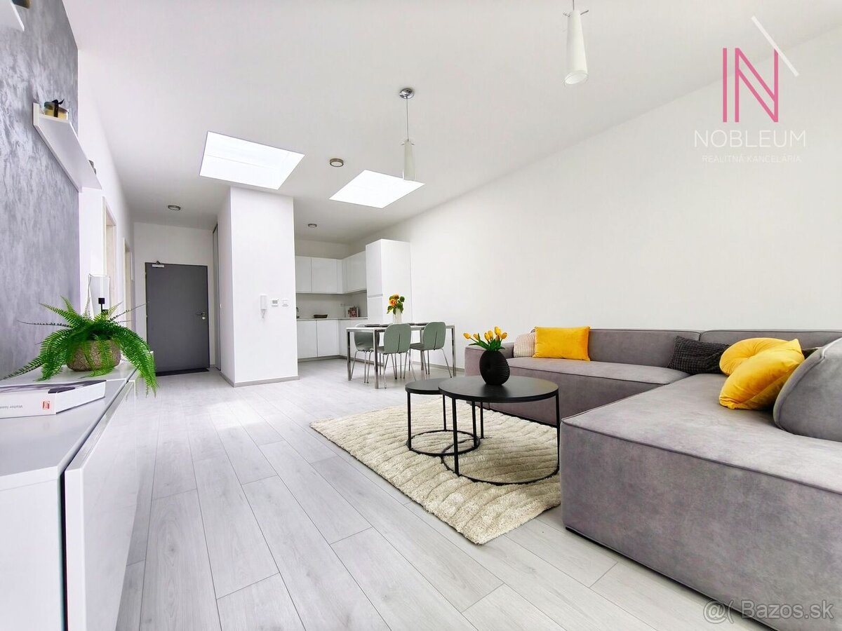 Na predaj štýlový kompletne zariadený 2 izbový byt s terasou - 3