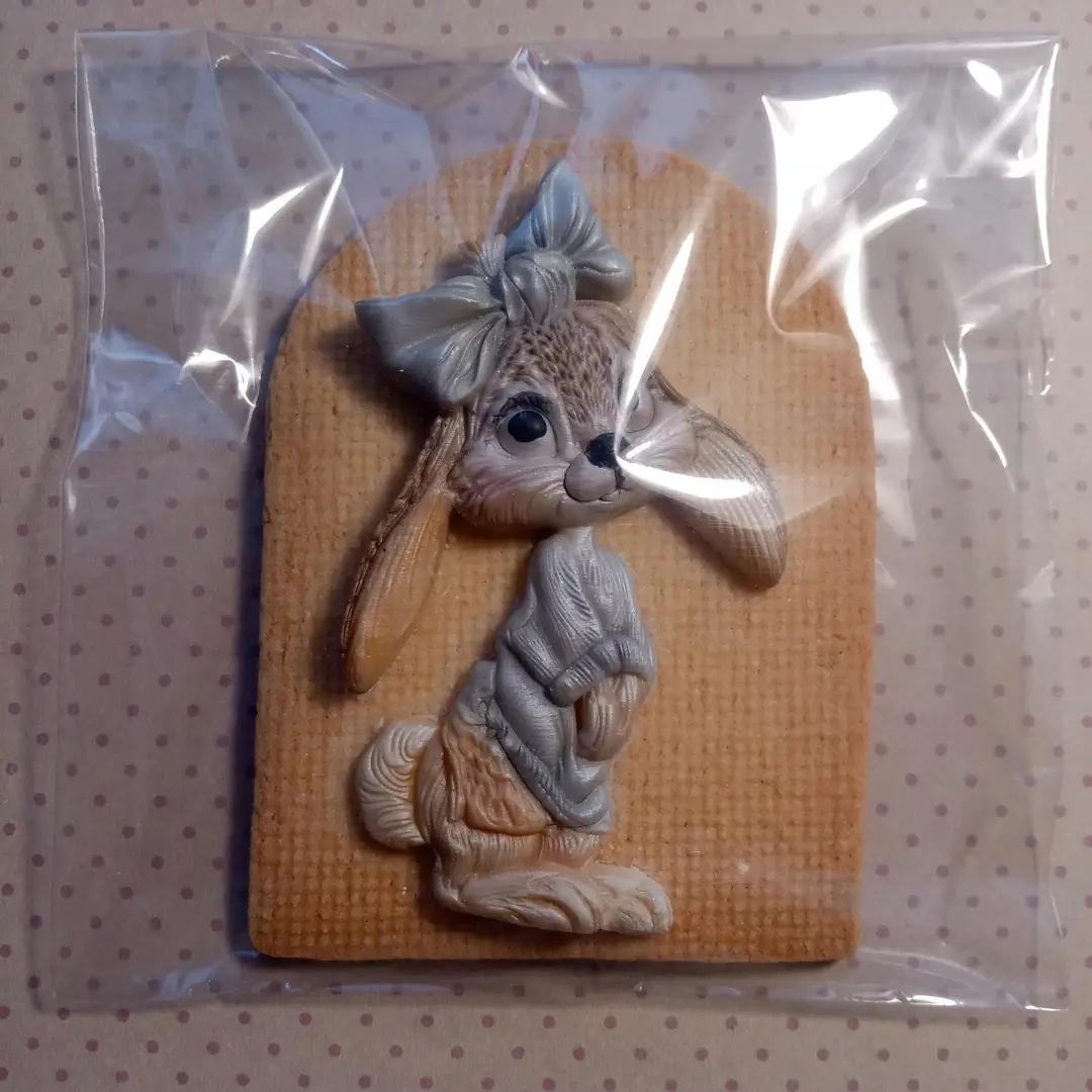 Ručné vyrábané čokolády lepené na maslovéj sušienke - 3