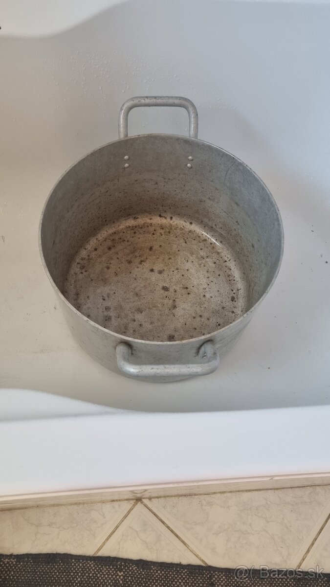Predám hliníkové konvy a hrniec - 3