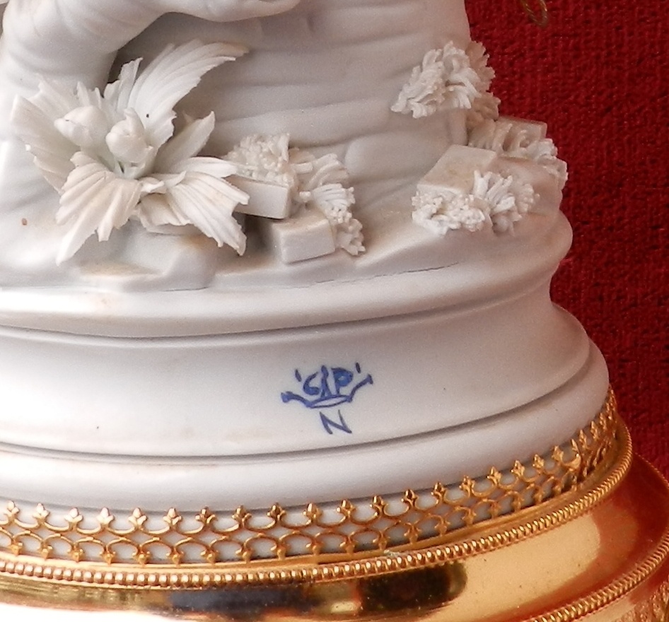 Hrajúci Putti pri Fontáne Capodimonte Taliansko 20 st.porc. - 3