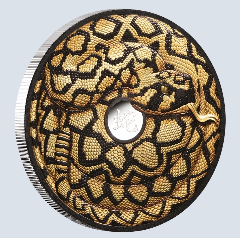 LUNAR SNAKE 5 Oz Strieborna minca 2025
- 3