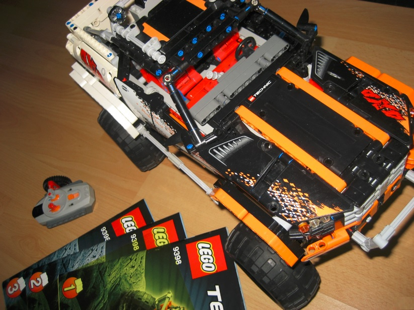 LEGO 9398 TECHNIC - Offroad 4x4 - 3