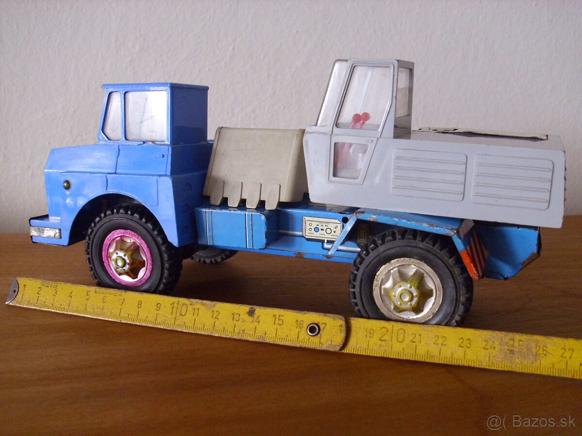 pr.stare,retro,automodely,15ks. - 3