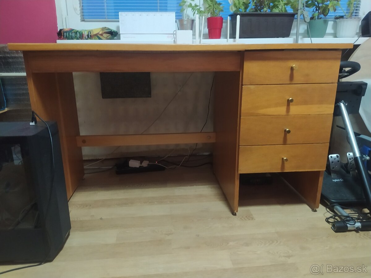 Darujem písací stôl - 3