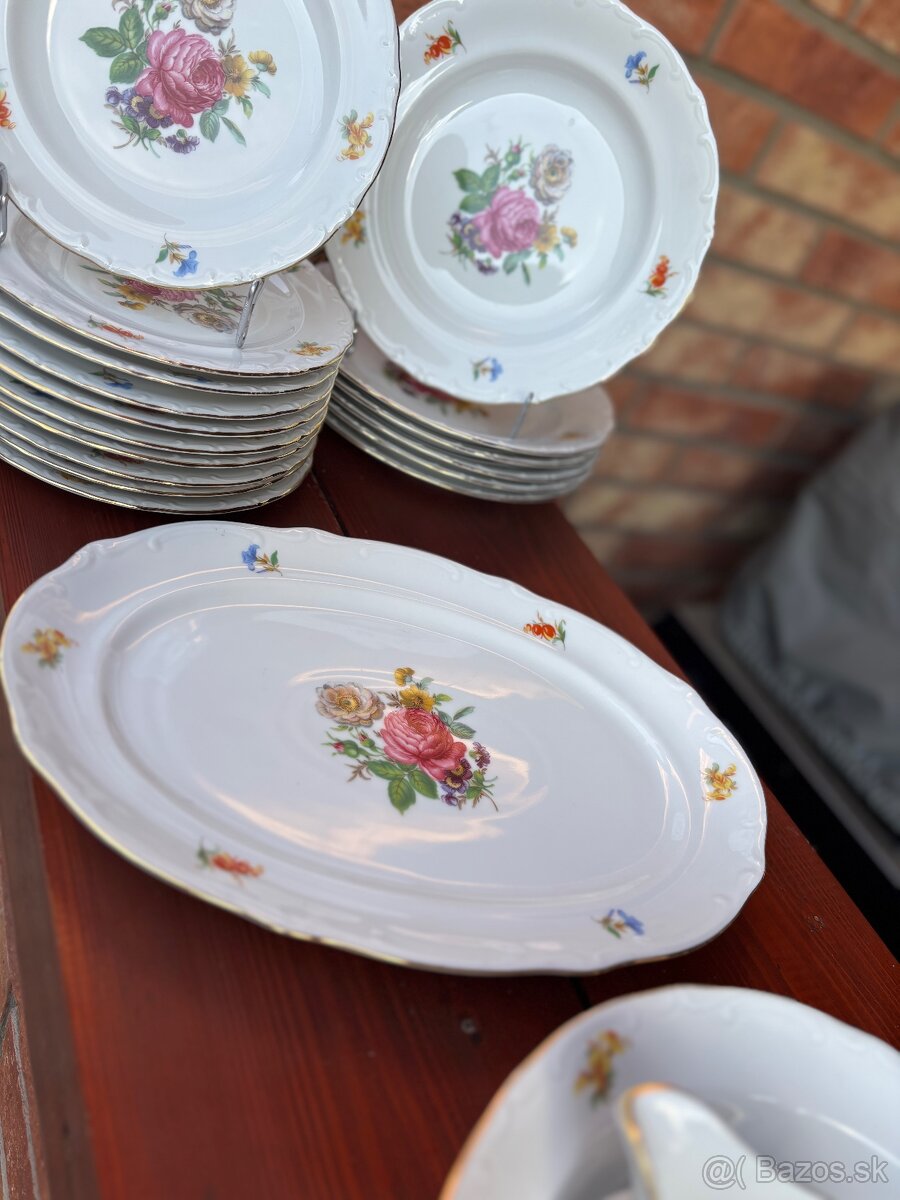 25 ks porcelánu - 3