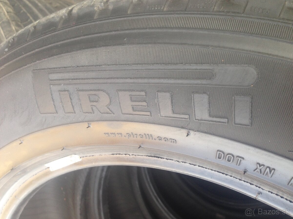 Predám letné Pneu 235/60r18 5mm - 3